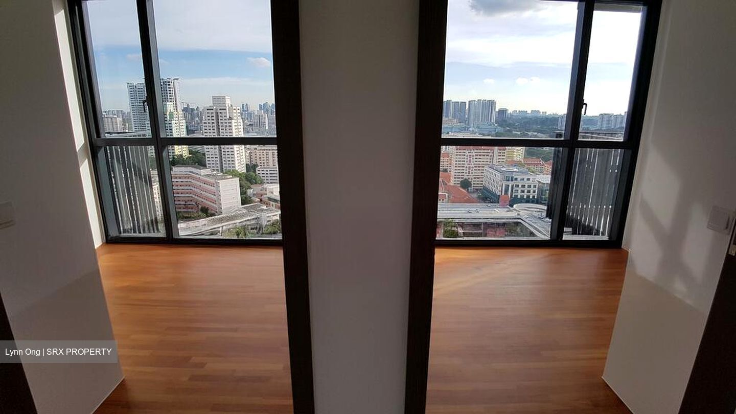 Sky Vue (D20), Condominium #516102011